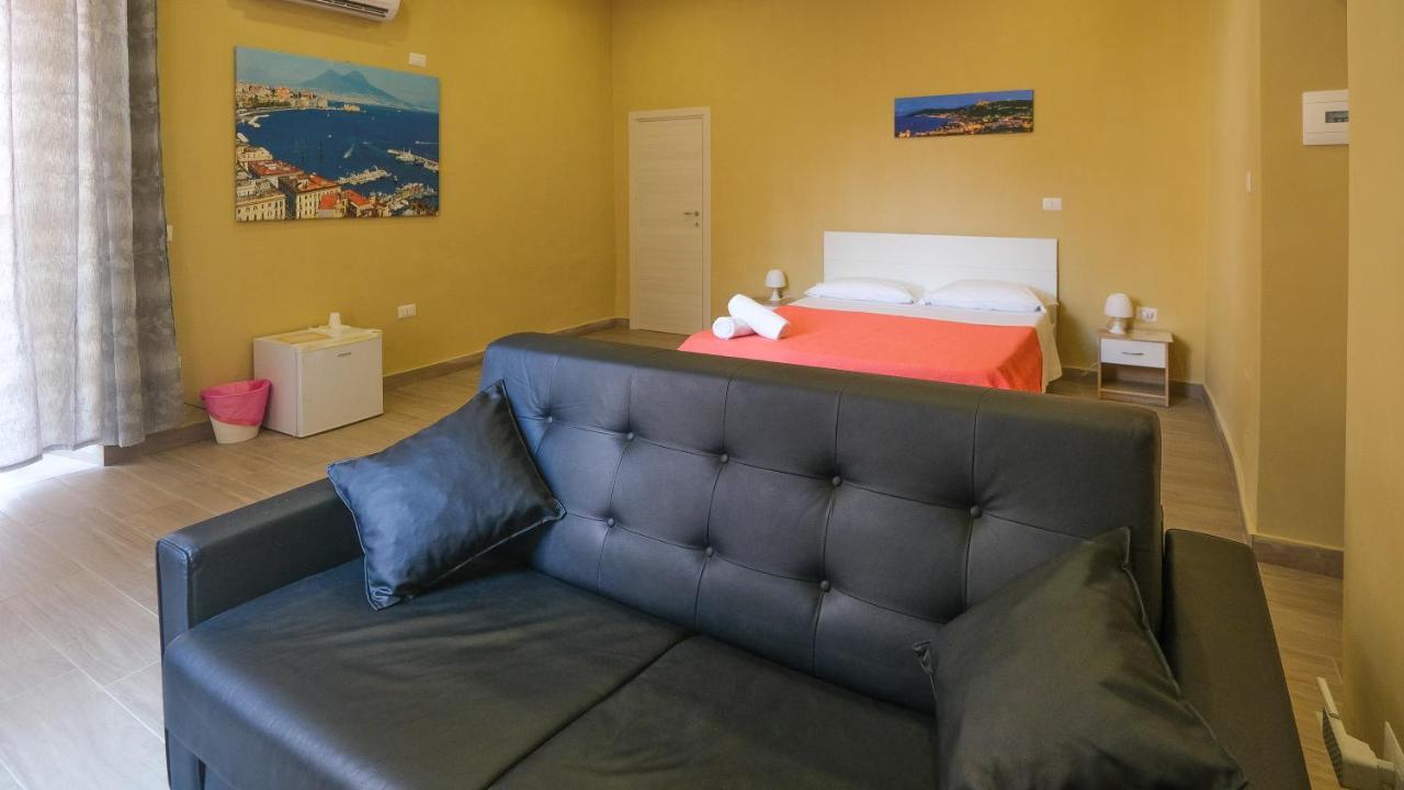 Royal Dante Naples